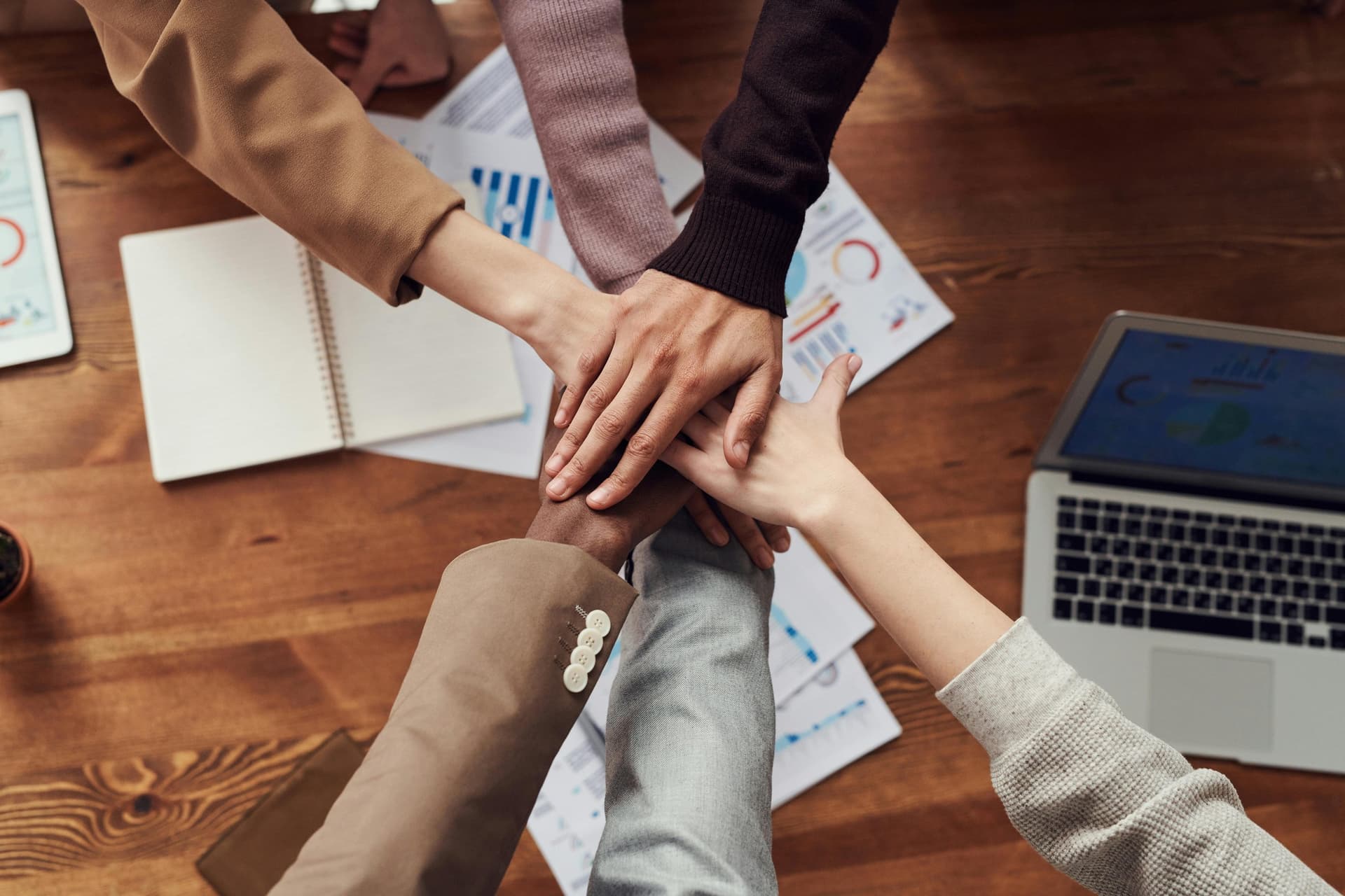 Casos de éxito: el pilar que aporta confianza en la consultoría de comunicación - Artículo de blog de Maco&Co sobre comunicación estratégica y empresarial