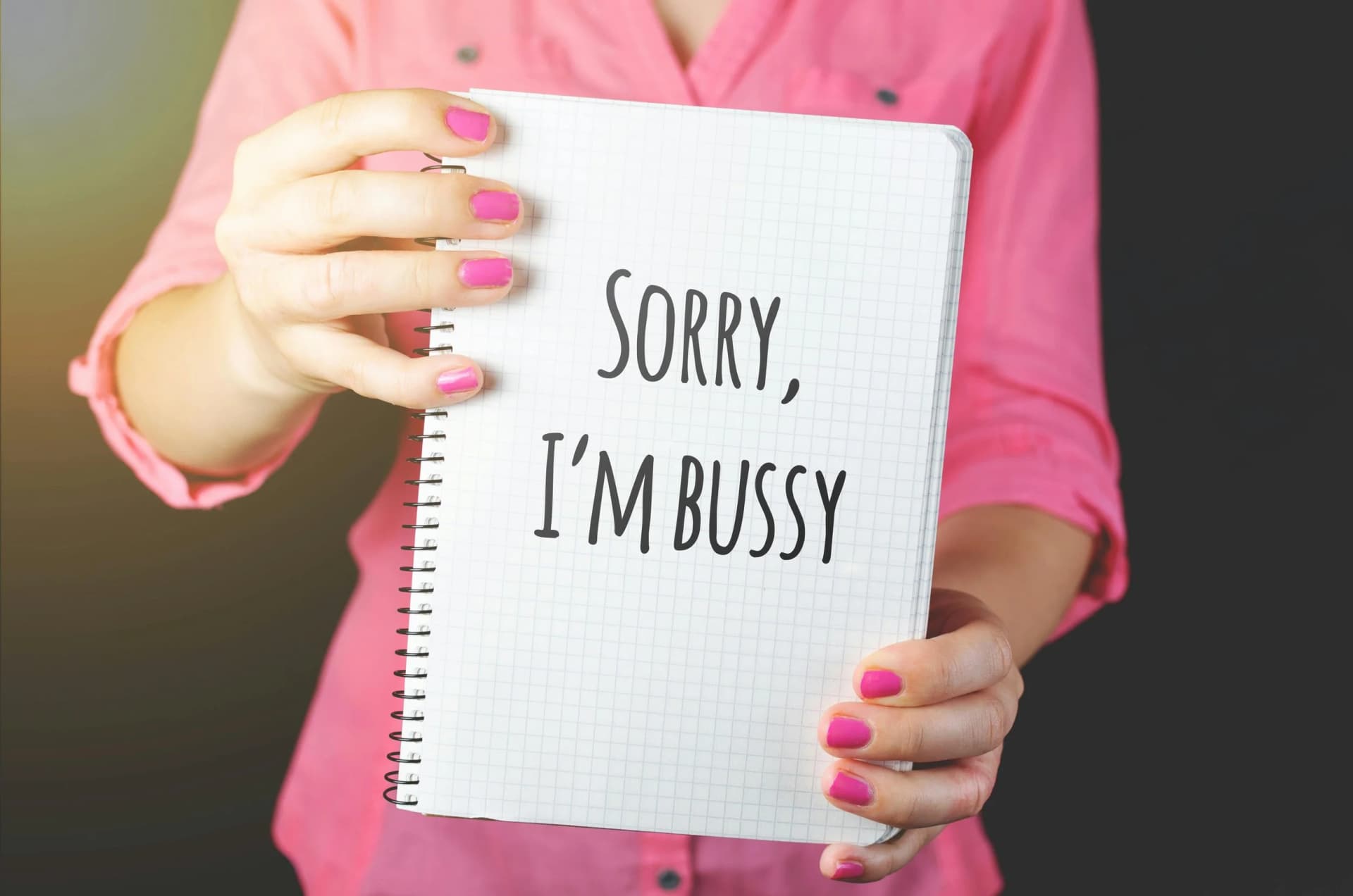 Communication errors with clients: the most common ones and how to avoid them to maintain lasting and trustworthy relationships. - Artículo de blog de Maco&Co sobre comunicación estratégica y empresarial