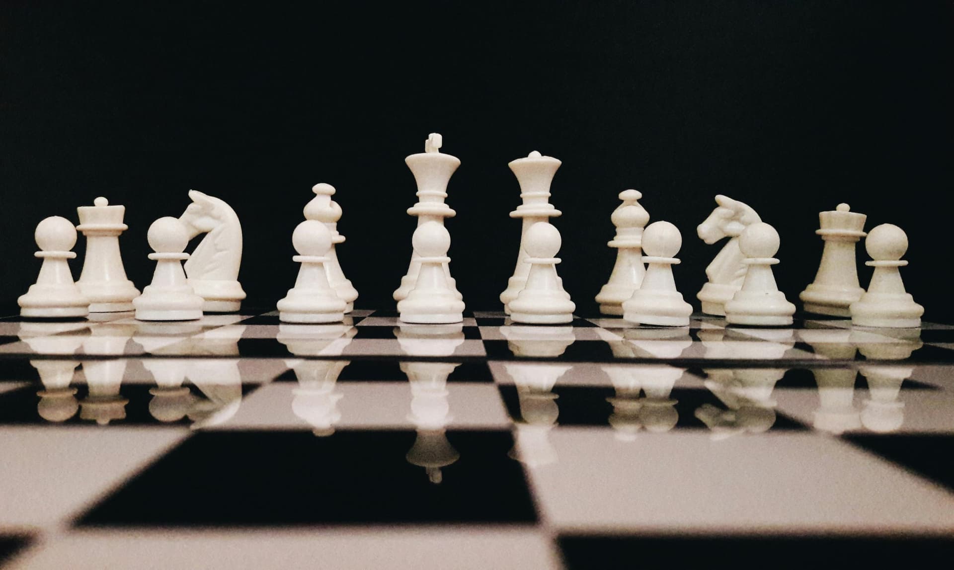 How to Build an Effective Communication Strategy (Even if You Don't Have a Large Team) - Artículo de blog de Maco&Co sobre comunicación estratégica y empresarial
