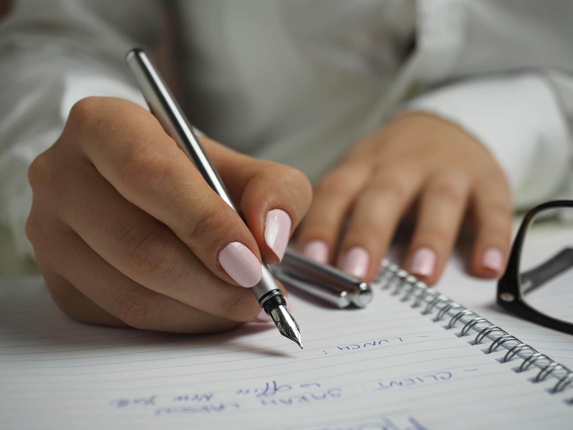 Before planning your communication for 2026, ask yourself these questions. - Artículo de blog de Maco&Co sobre comunicación estratégica y empresarial